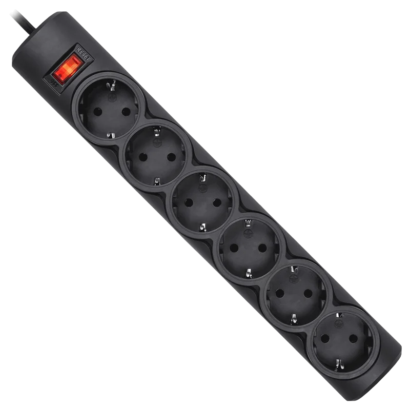 Defender DFS 153 (3 м, 6 розеток)