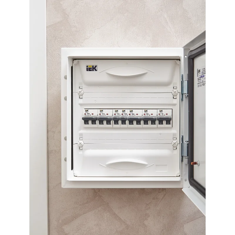 IEK AR-M06N-1-C050